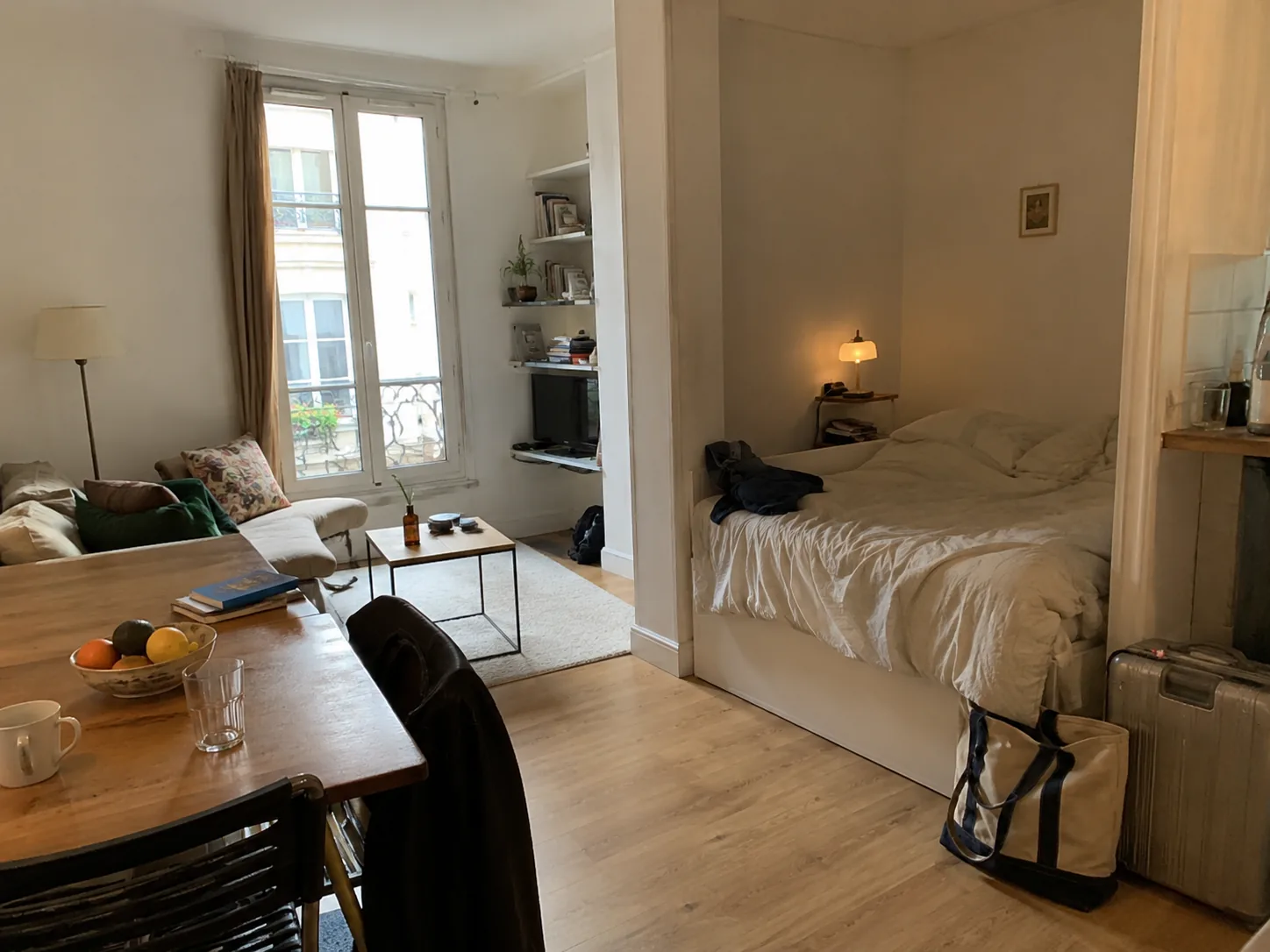 État des lieux avant le départ — Paris 10e, Studio 31 m²